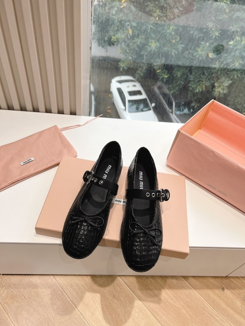 Miu Miu flat shoes